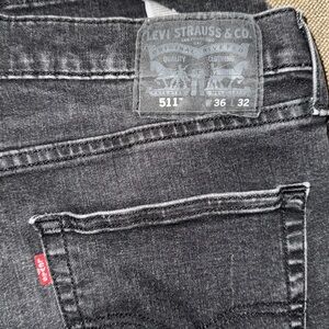 👖 "Snag These Levi's 511s!" - Black Jeans (36x32) 👖
